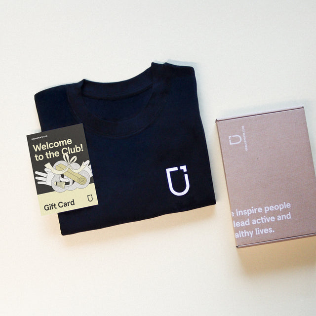 Gift Bundle "Urban Sports Club Membership and Men's Club T-Shirt (Black)"