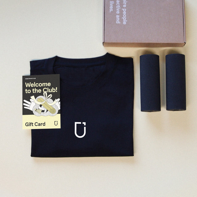 Gift Bundle "Urban Sports Club Membership and Men's Club Performance Shirt"