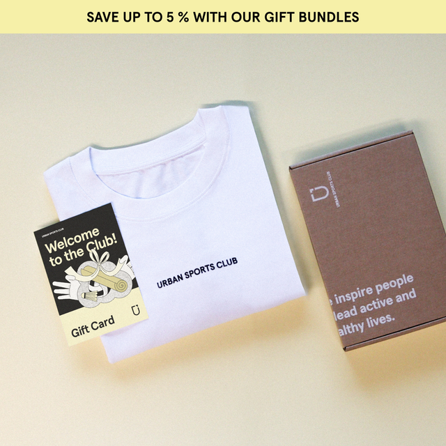 Gift Bundle "Urban Sports Club Membership and Women's Club T-Shirt (White)"